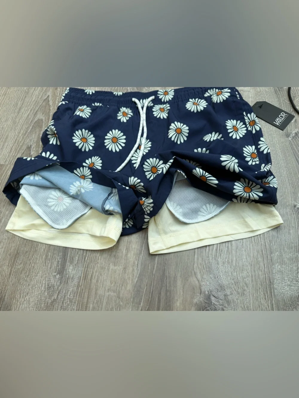 NWT Valor Board Shorts Navy Medium